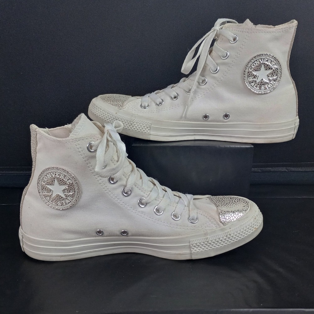 Converse Womens 9 White Metallic Silver Side Zip Chuck Taylor High Top Sneakers